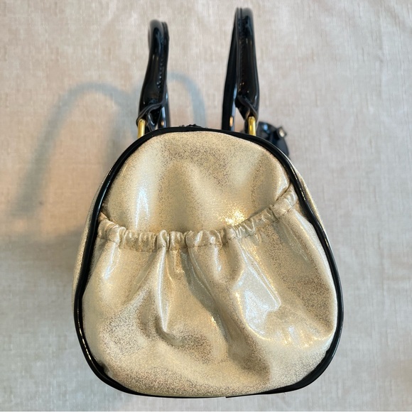 Betseyville Silver Glitter Paten Small Bag Satchel Punk Rockabilly Heart Tag - Picture 13 of 16